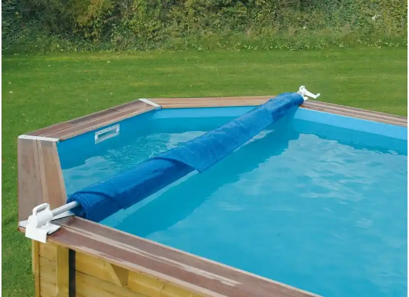 Enrouleur de bâche amovible pour piscine hors-sol bois