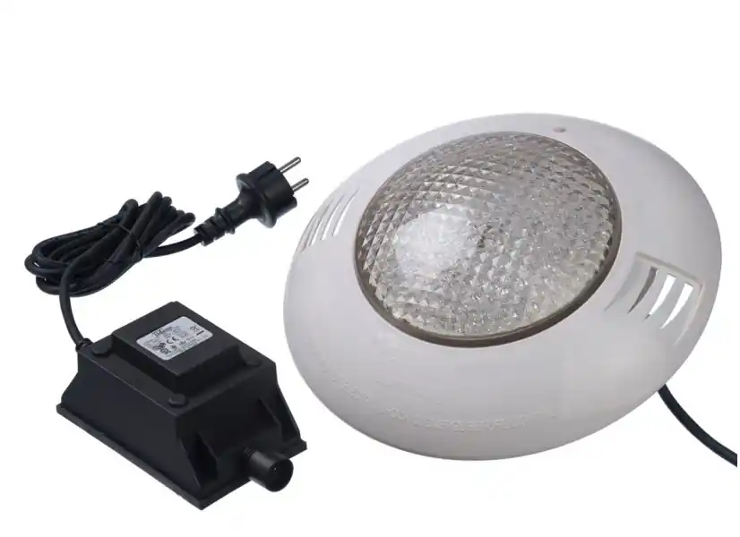 Projecteur LED 350 blanc froid 24W pour piscine bois - Ubbink