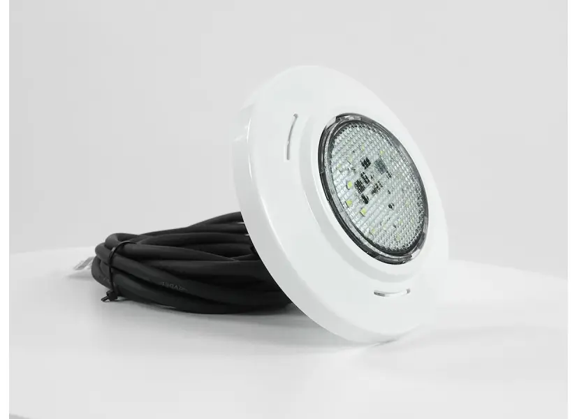Projecteur LED Mid BRiO + Enjoliveur - CCEI