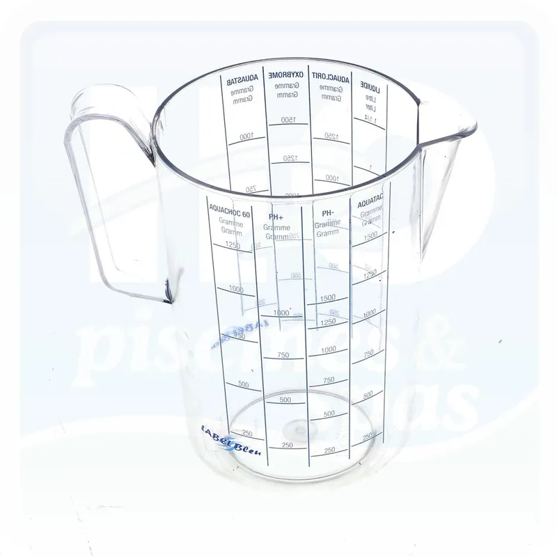 Pichet doseur de produits piscine