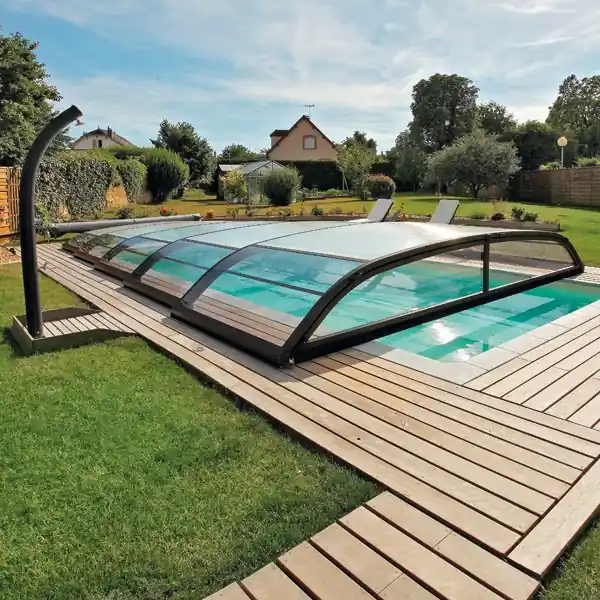 Abri bas piscine