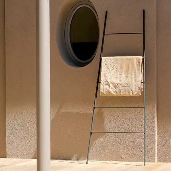 Porte serviette pour piscine Scala