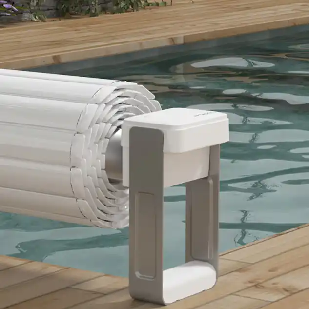 Volet piscine évolutif Pool Swift De manuel à motorisé sur batterie