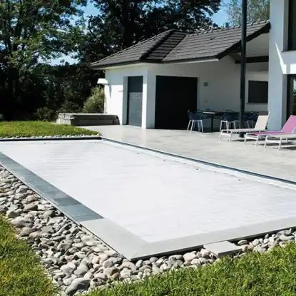 Bâche de protection Ivernéa Plus pour volet de piscine