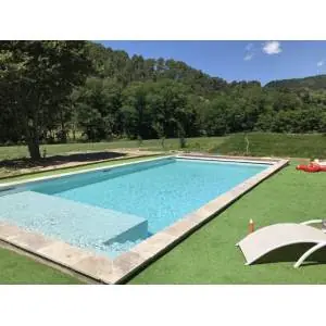 Margelle piscine en travertin 1er choix SILVER RUSTIC