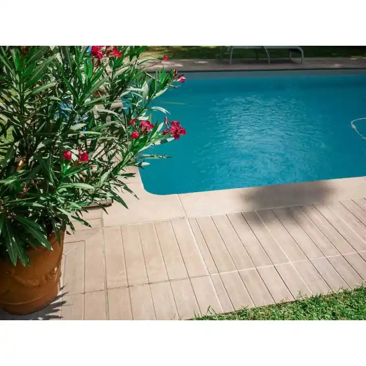 Dalle CAILLEBOTIS en pierre reconstituée effet bois